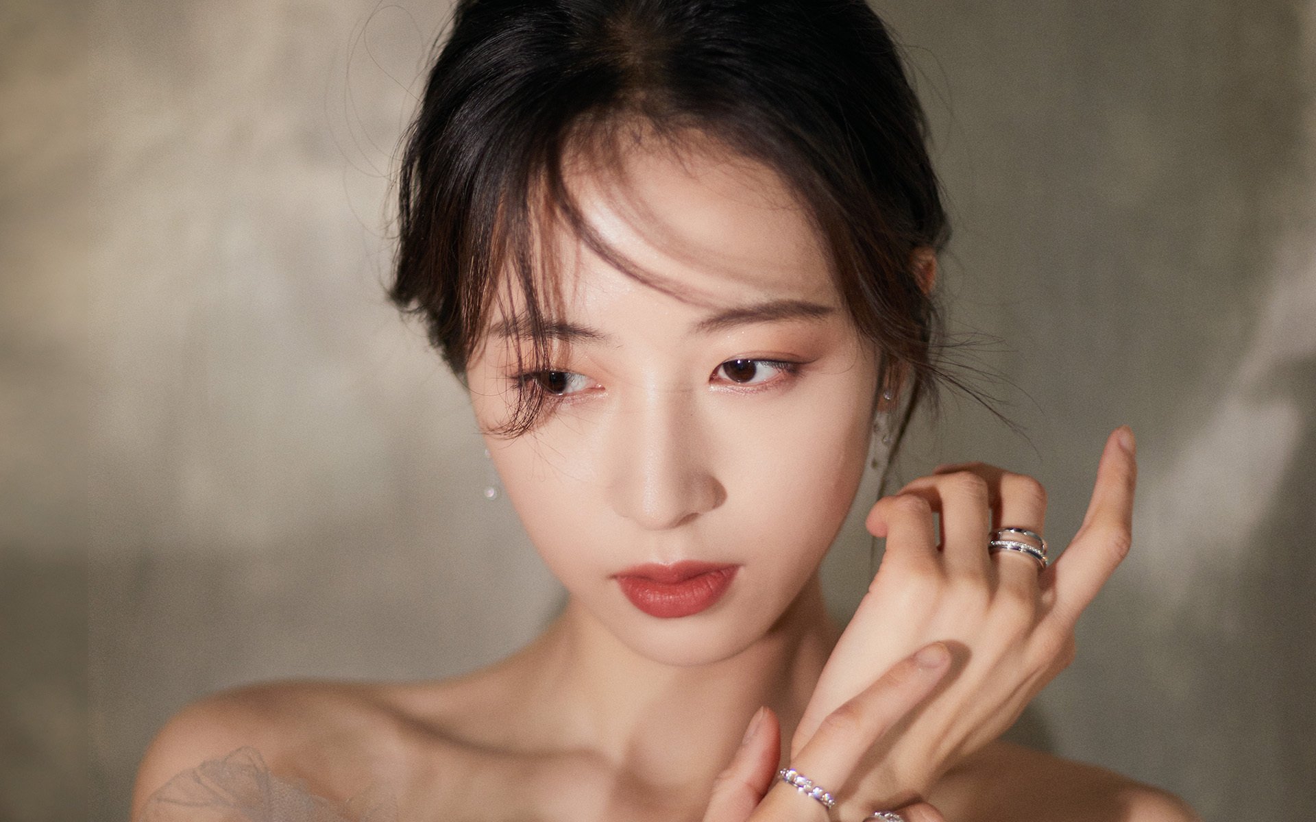 九游娱乐-拜仁慕尼黑主场4-0大胜美因茨，豪取六连胜，拜仁慕尼黑4231